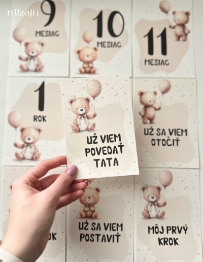 Miľníkové kartičky pre chlapčeka a dievčatko