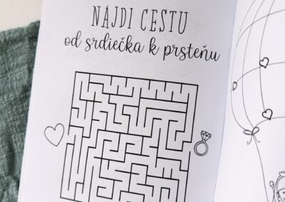 Svadobná omaľovánka