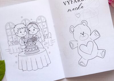 Svadobná omaľovánka