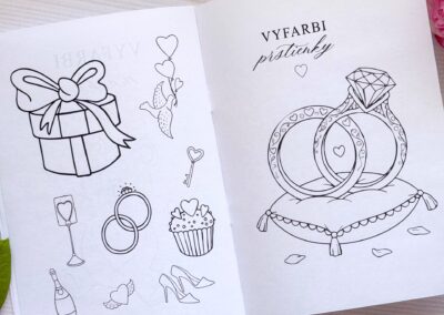 Svadobná omaľovánka